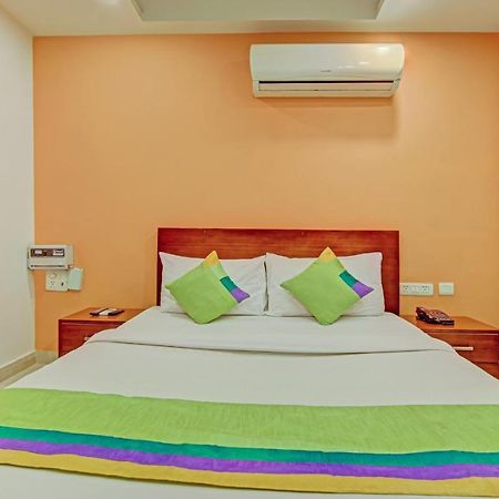 Hotel Itsy By Treebo - Dr Regency à Delhi  Extérieur photo