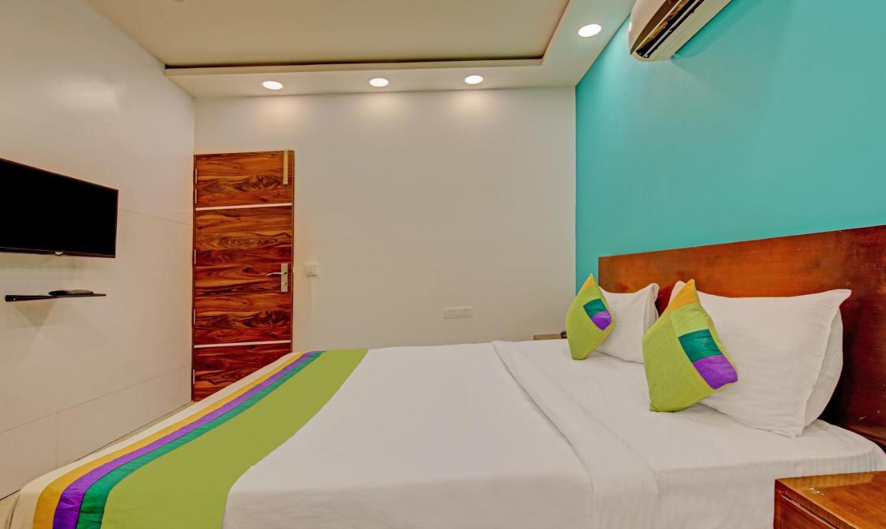 Hotel Itsy By Treebo - Dr Regency à Delhi  Extérieur photo