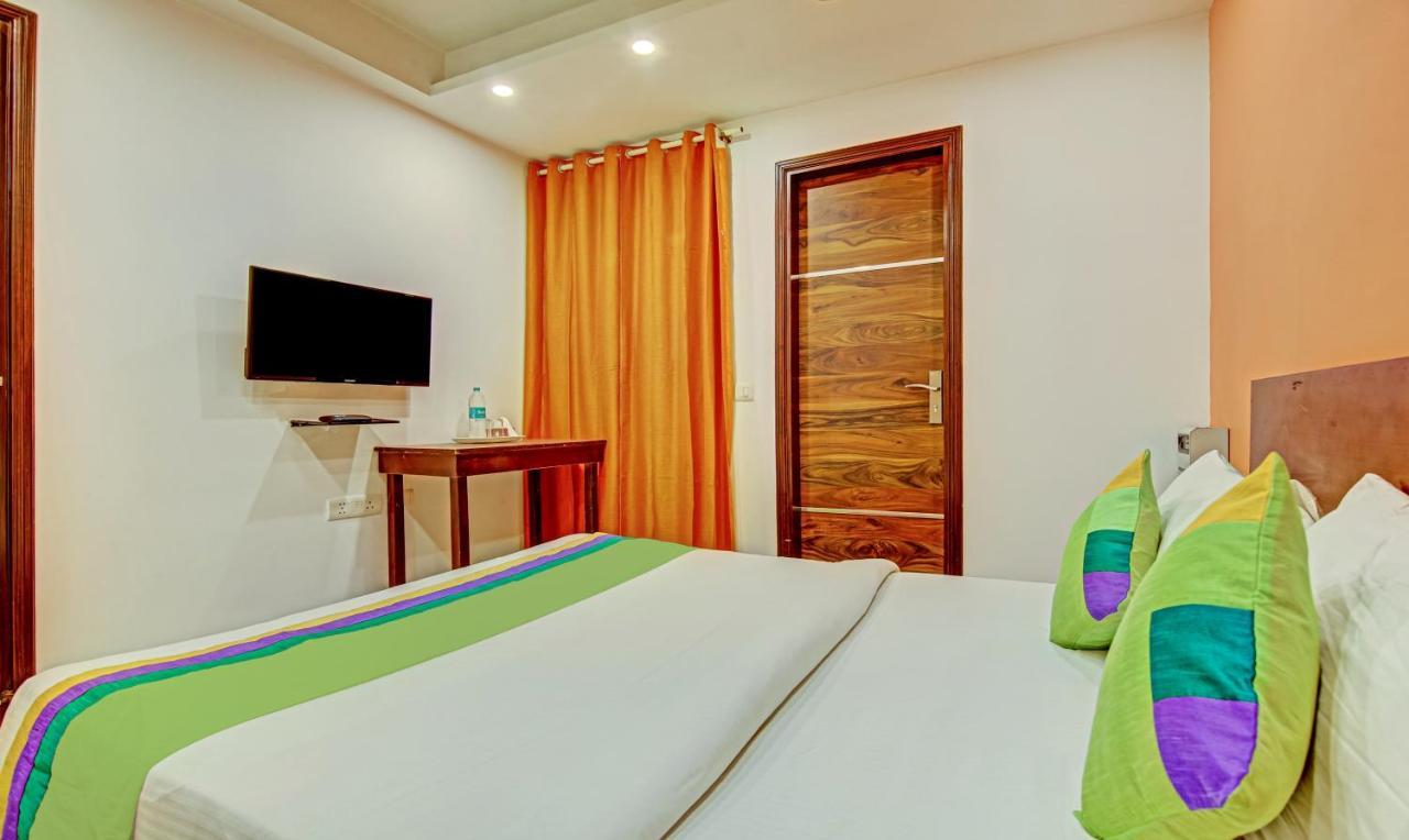 Hotel Itsy By Treebo - Dr Regency à Delhi  Extérieur photo