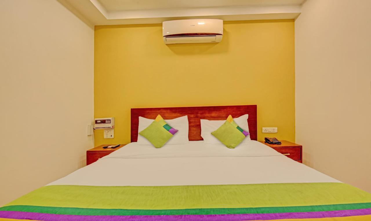 Hotel Itsy By Treebo - Dr Regency à Delhi  Extérieur photo