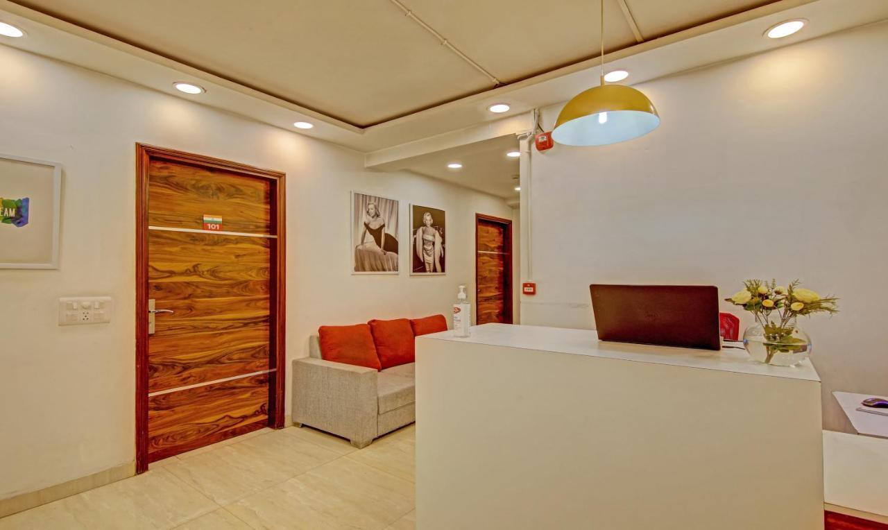 Hotel Itsy By Treebo - Dr Regency à Delhi  Extérieur photo